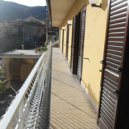 Apartment Mare E Monti
